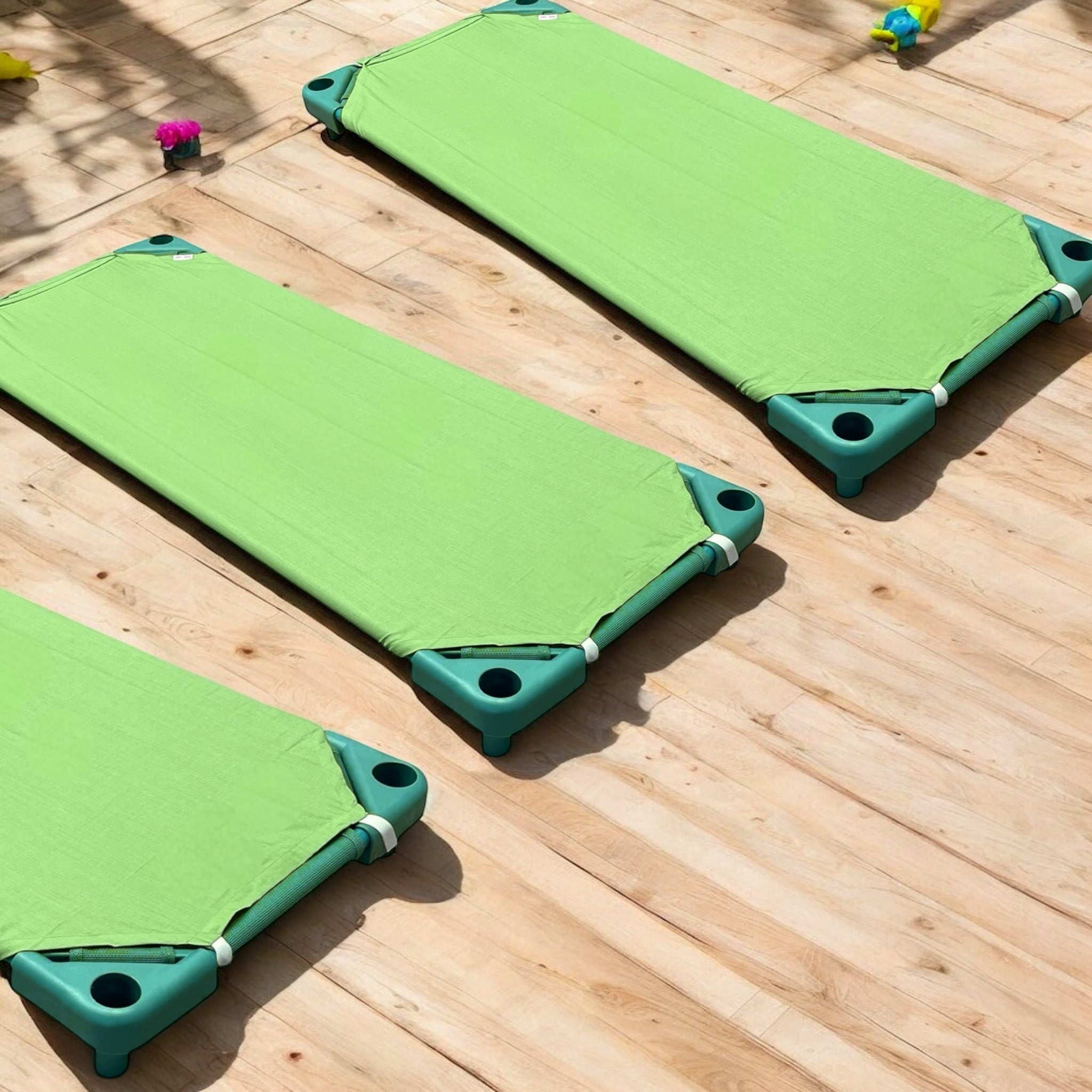 Green Grass Stacker Sheet Set Attached